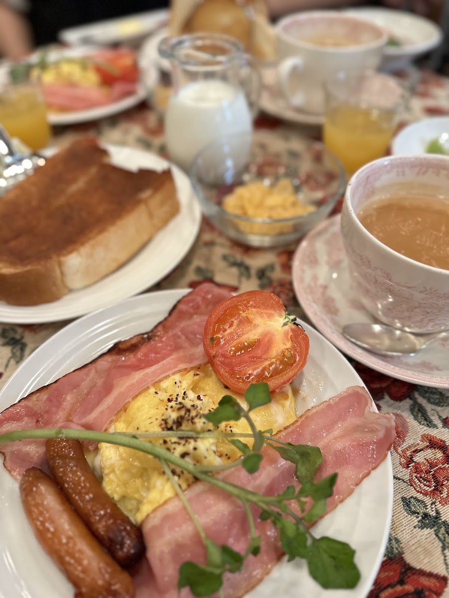 Tea House Sarah Photos 2